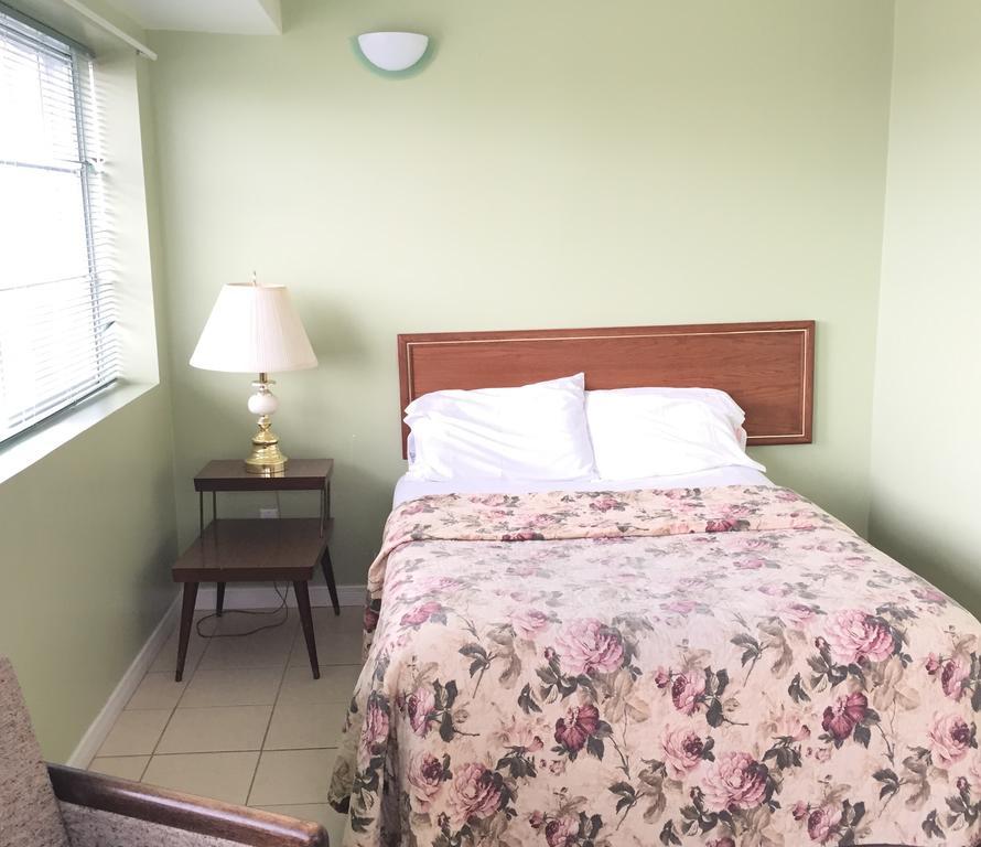 North Adventure Inn Cochrane Exteriér fotografie
